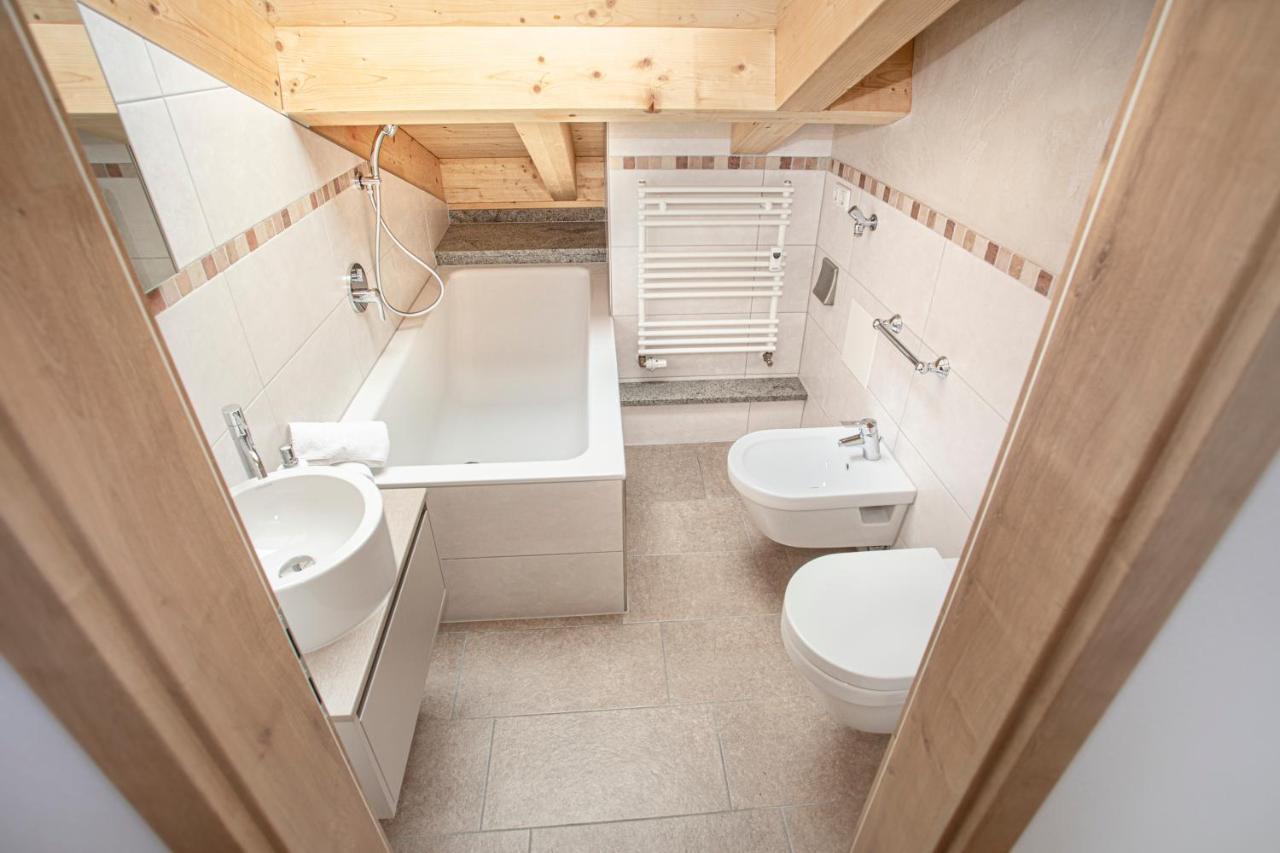 Ferienwohnungen "Zur Wally", Apartment Sauba การ์มิช-พาร์เทนเคียร์เชน ภายนอก รูปภาพ